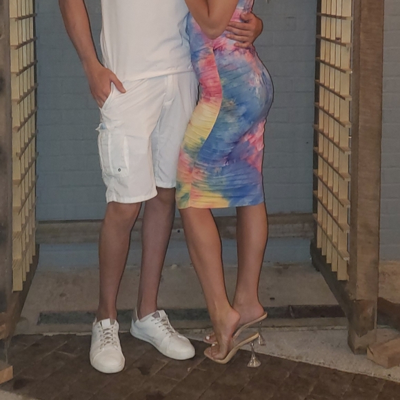 GORGOEUS FASHION NOVA HEELED SANDALS! - Picture 2 of 6